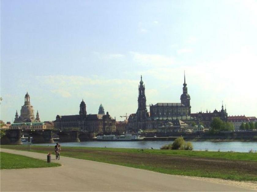 Exklusive Ferienwohnung An Der Elbe Dresde Extérieur photo